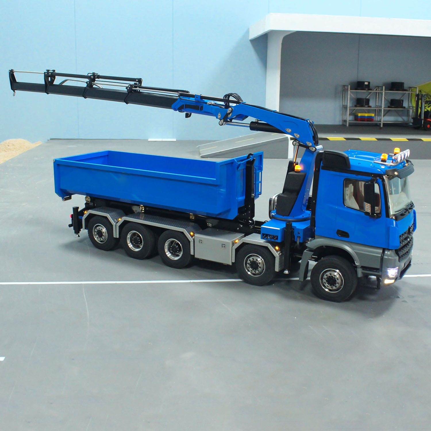 Rc Hobby Light - Camion benne hydraulique en métal 10x10